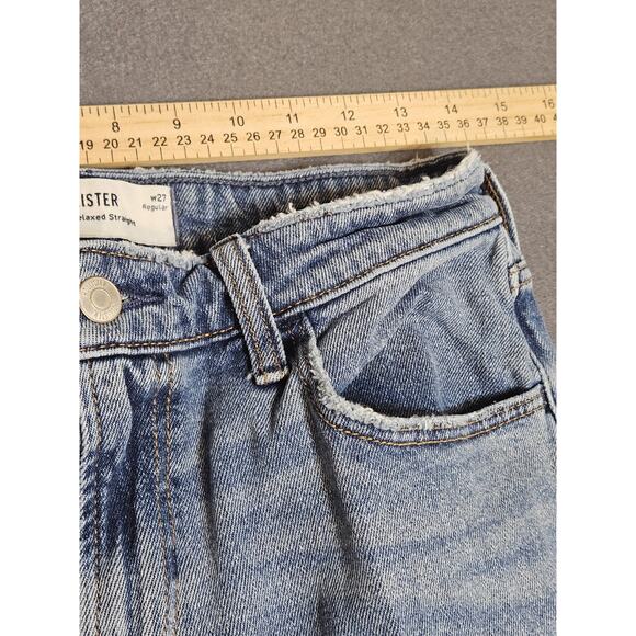 Hollister Jeans Womens 4R Blue Light Wash Low-rise Relaxed Straight Distressed - Picture 4 of 9
